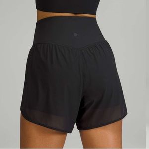 Lululemon Nulu and Mesh High-Rise Yoga Short 3.5"